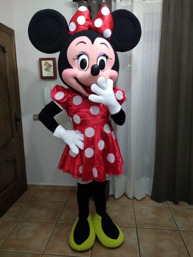 MINNIE